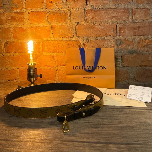 ‼️SOLD‼️ LV Reverse Monogram Bandouliere Strap XL - Picture 2 of 8